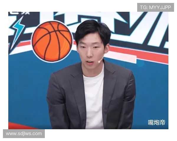 周琦在国际赛场上的表现引发热议，未来发展潜力与挑战并存的篮球之路