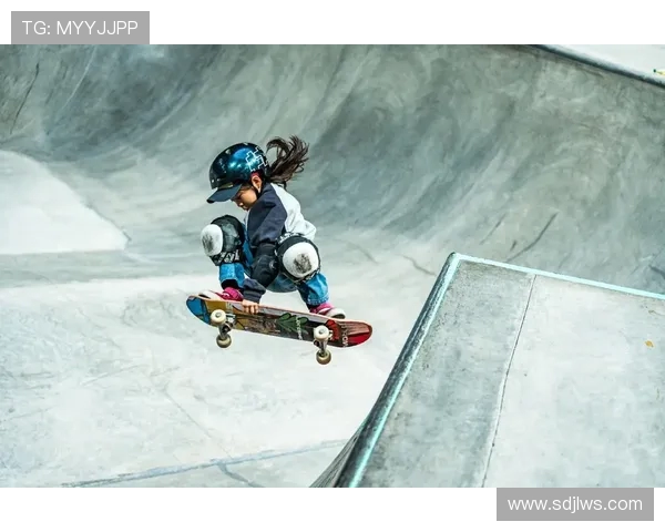 南京滑板队与广州滑板队的精彩对决分析与战术探讨